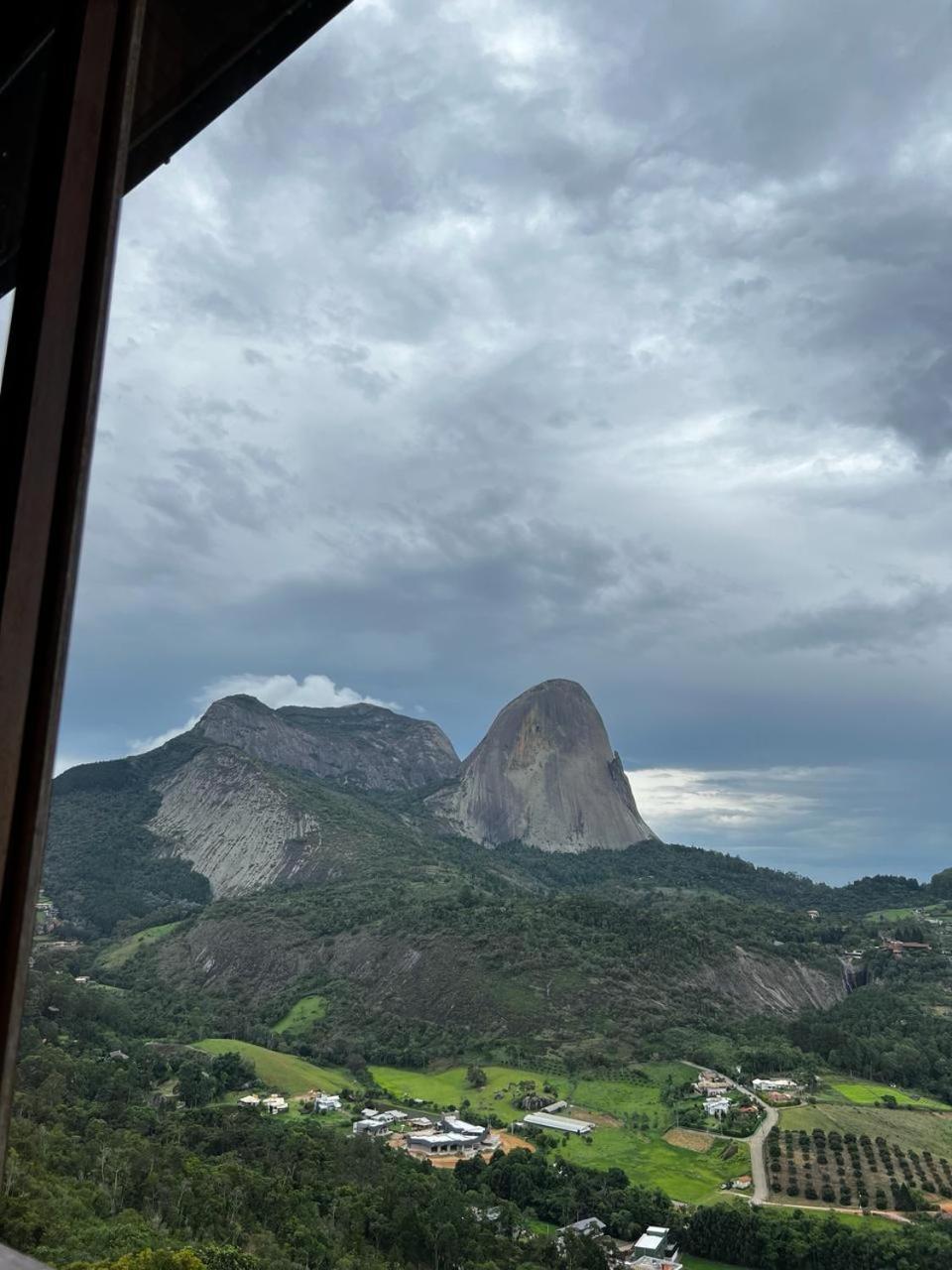 Vista Azul Apart Hotel - Pedra Azul Pinheiros Екстер'єр фото